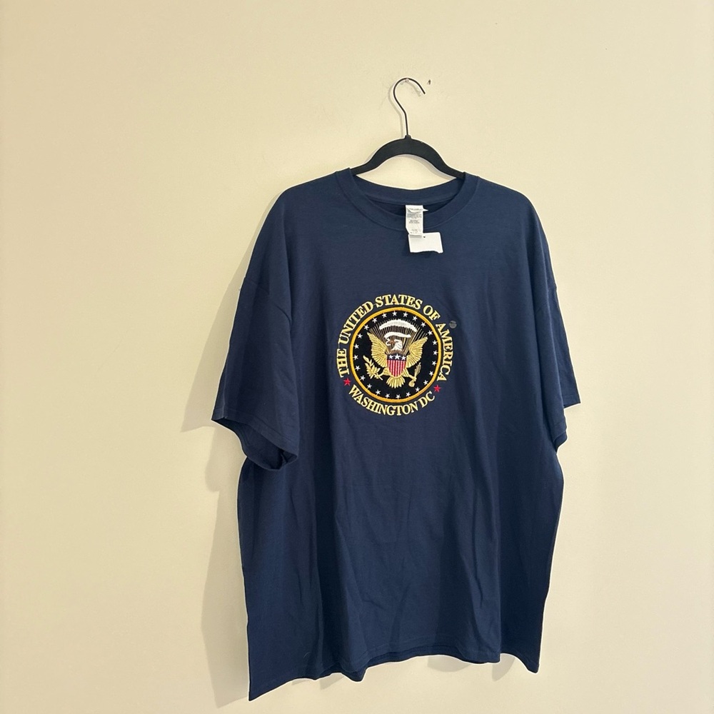 Gildan Dark Blue Presidential Seal T-Shirt
